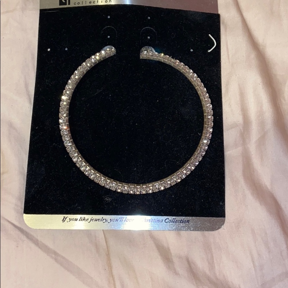Silver choker necklace